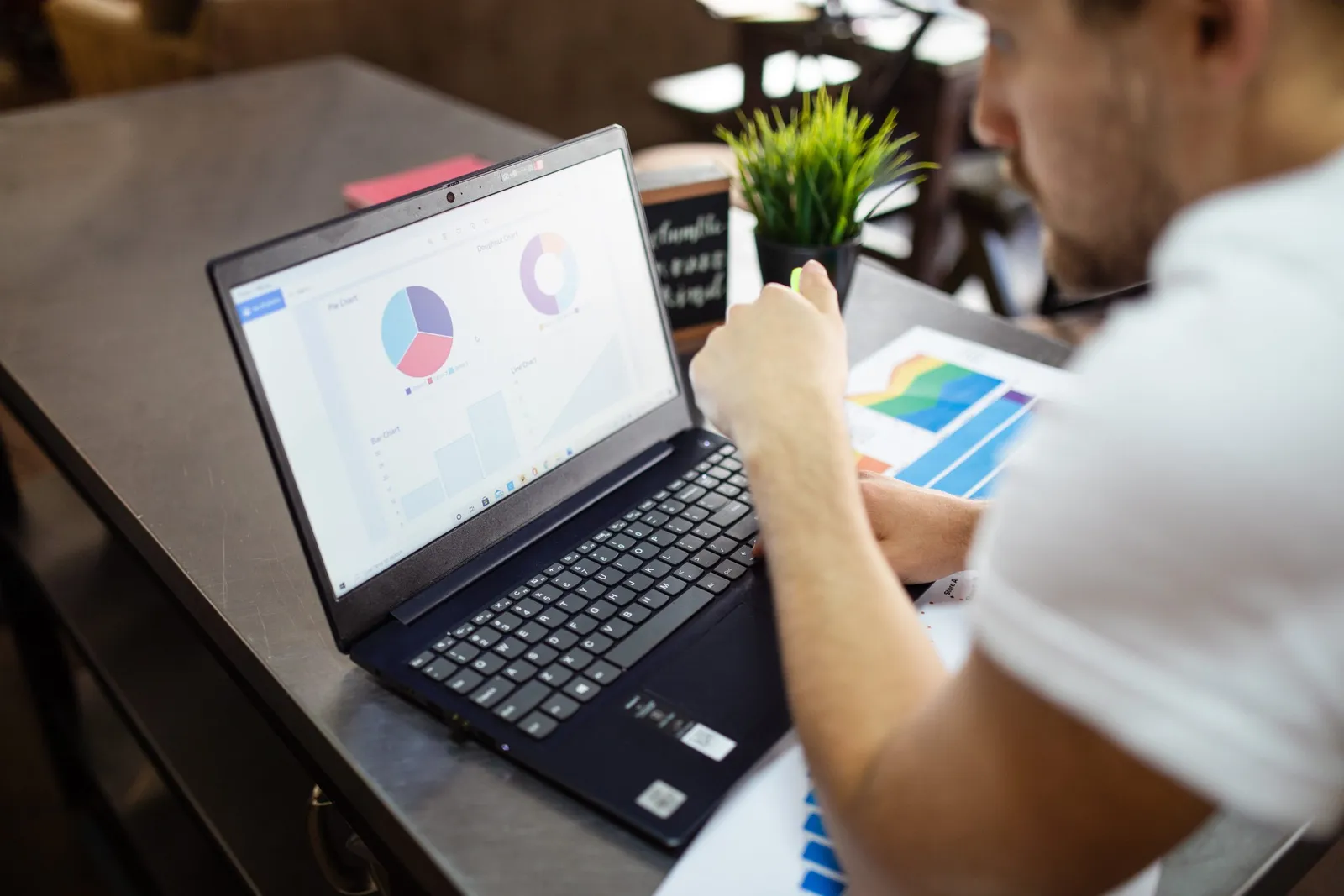 Overview of the most common myths about sales and sellers